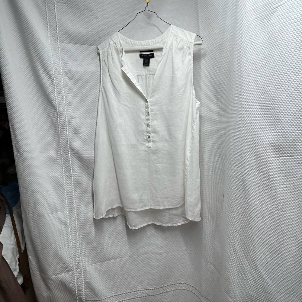 Tahari‎ White Buttoned Blouse with Mandarin Collar 100% Linen